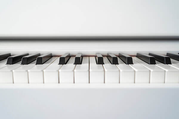 کلاویه های پیانو دیجیتال و کلاسیک
