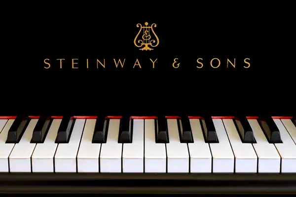پیانو Steinway & Sons